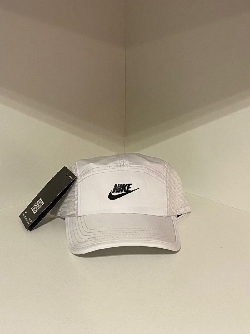 Gorra visera curva