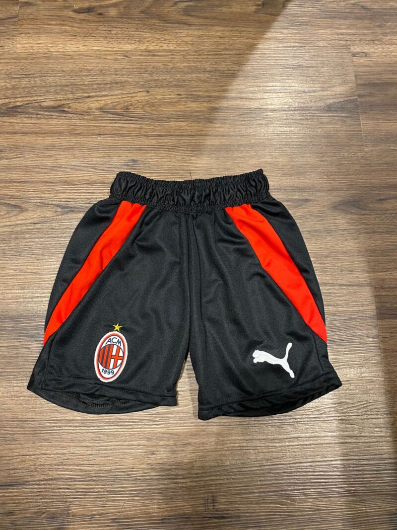 Short Milan